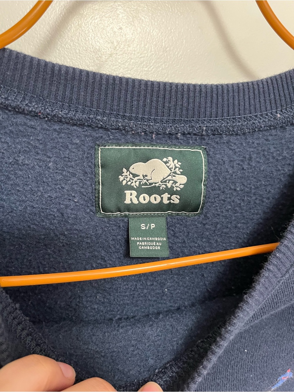 Roots Women's Navy Sweatshirt with Tiny Multicolor Skiers Embroidery in size S - Picture 3 of 13